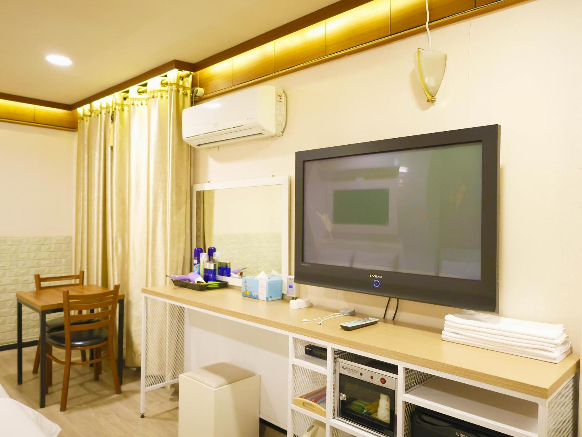 Goodstay Andong Park Hotel Bagian luar foto